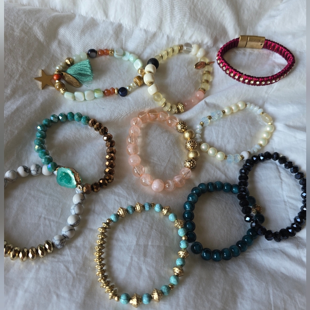Plunder bracelet lot